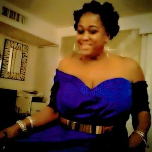 Meet your Posher, Isata